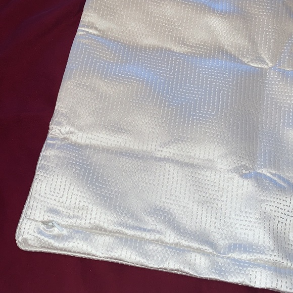 NWT❗️ Hotel collection Euro pillow sham❤️